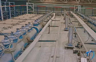 强乱强乱中文字幕