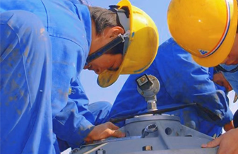 强乱强乱中文字幕